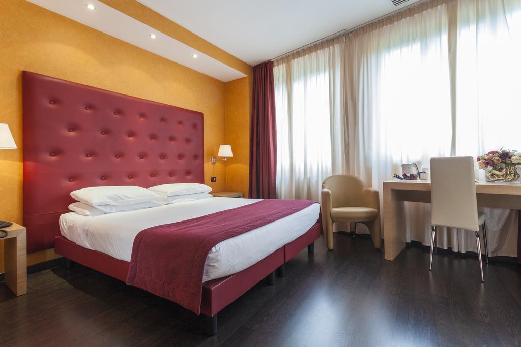 Best Western Hotel Piemontese Bergamo Exteriör bild